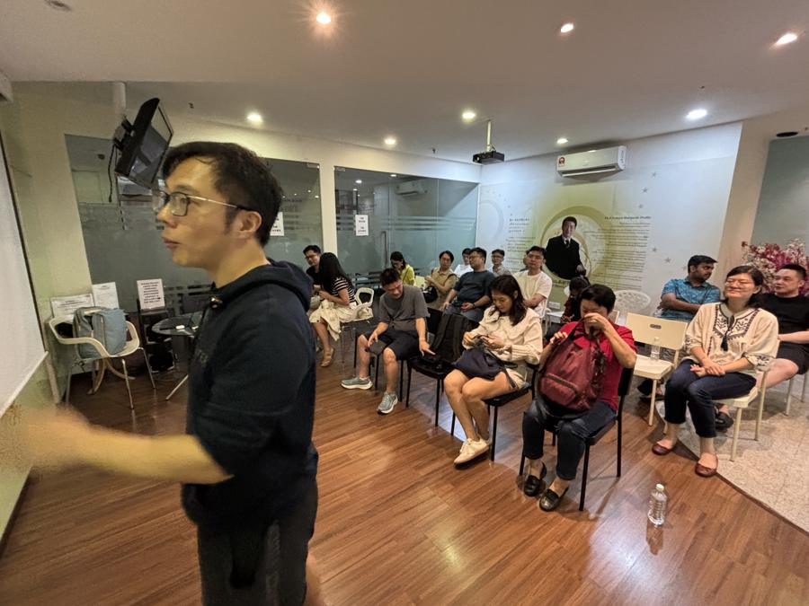 Marc talking to the room in Kuala Lumpur.